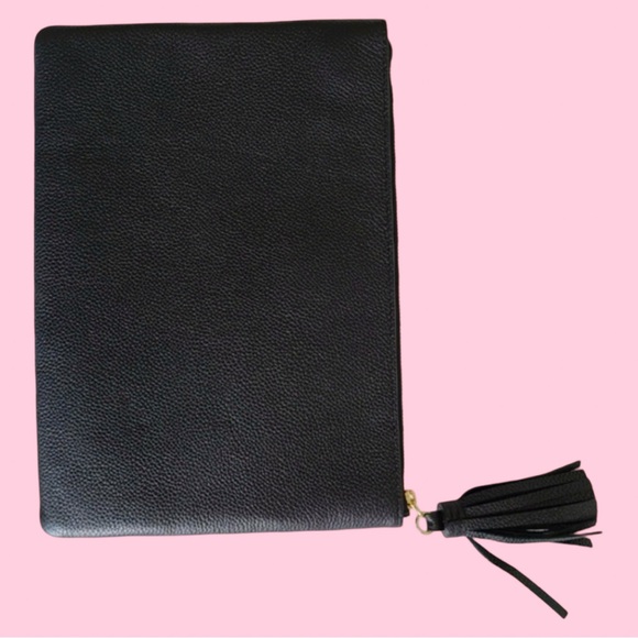 NWOT Kate Spade Larchmont Avenue Logo Gia Large Clutch in Black - Picture 2 of 5